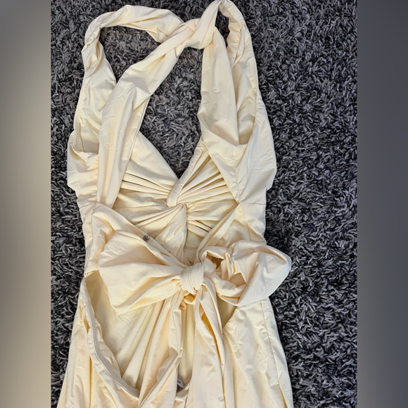 Lucy in the Sky Yellow Maxi Dress - Picture 2 of 4